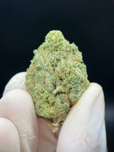 Carica l&#39;immagine nel visualizzatore di Gallery, Cannatonic - cbd 18% - (lot 02/2025) Small buds - Greenhouse
