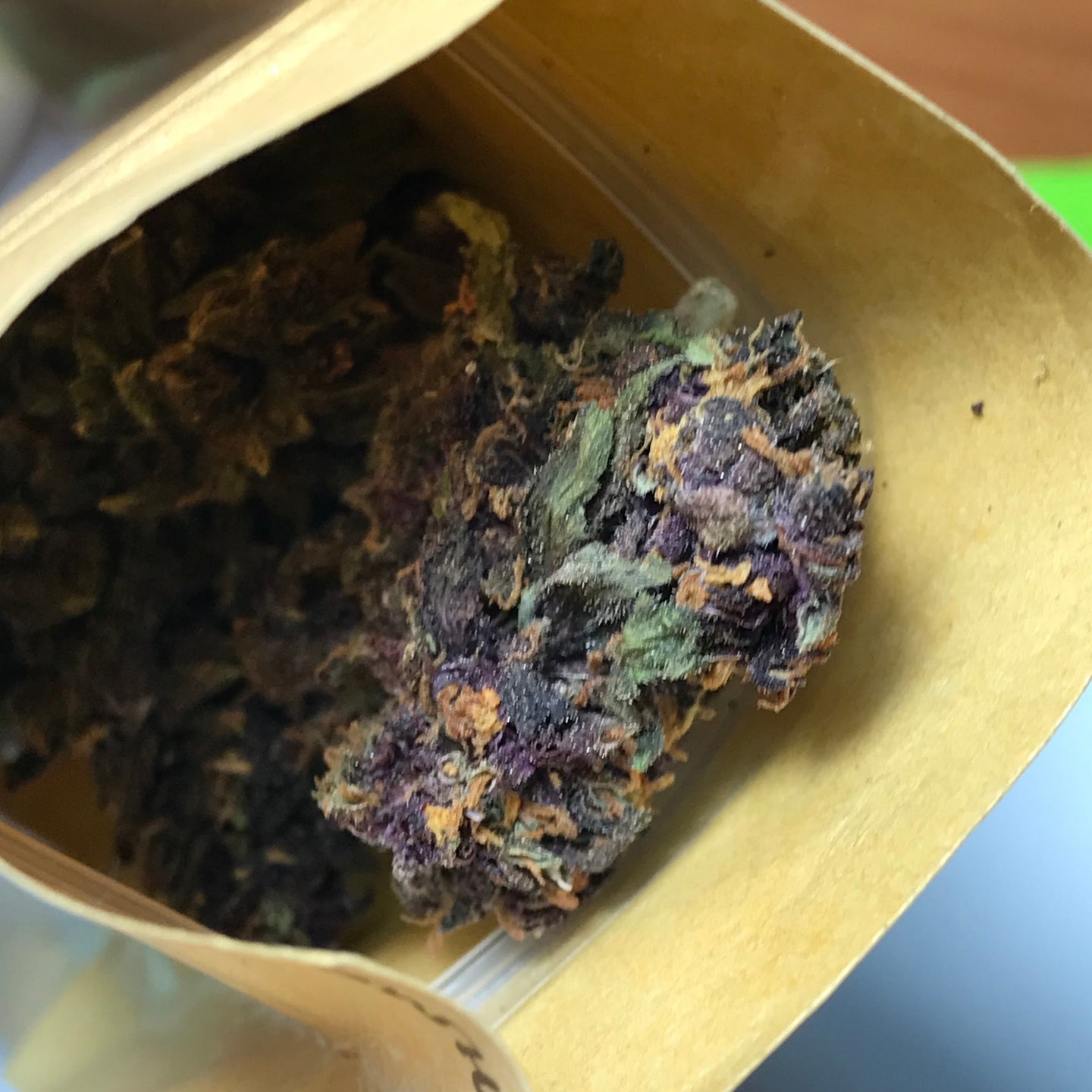 Purple Haze - cbd 10% (da 1€/gr)